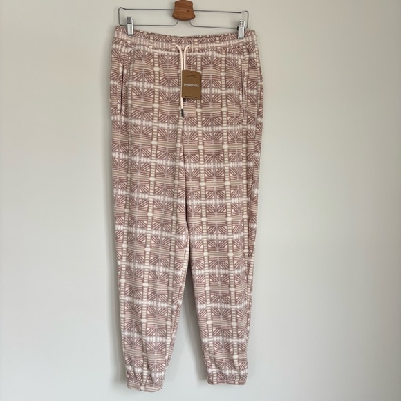 Patagonia Micro D Fleece Joggers Women’s M in Snow Beam Pattern NWT
